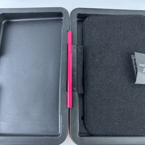 Nintendo DS Pink Hard Shell Travel Case 6 games slots, stylus slot - Picture 7 of 9